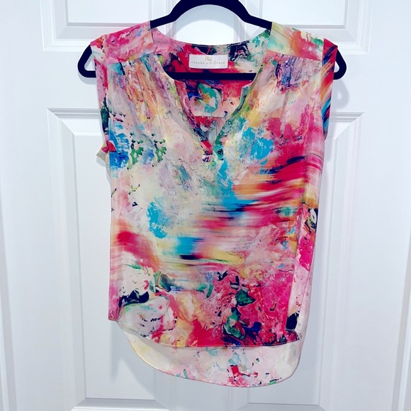 Amanda Uprichard Sleeveless Blouse Market
Floral Silk Gardenia Graphic P - Picture 1 of 5